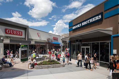 best outlets in toronto.